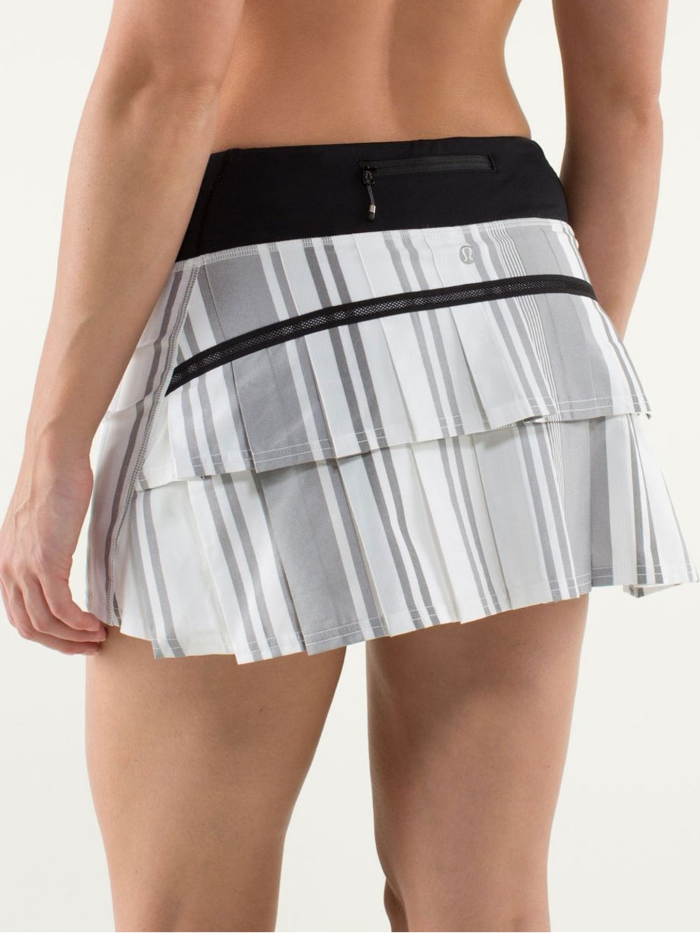 Lululemon Run: Pace Setter Skirt 
Groovy Stripe Nimbus / Black